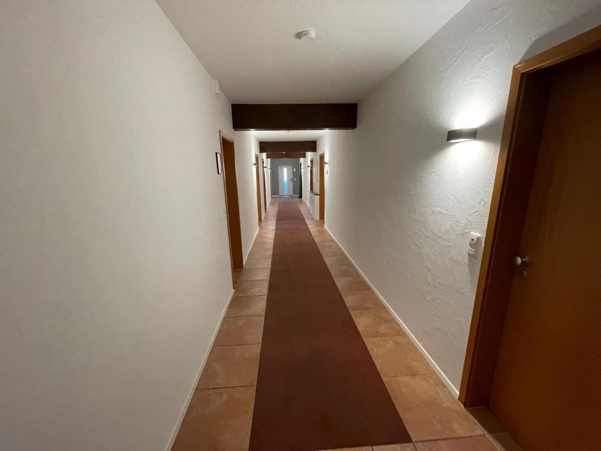 Komfortables Doppelzimmer In Kehl Goldscheuer - 1A Guesthouse ภายนอก รูปภาพ